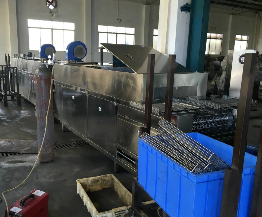 工業(yè)清洗槽高溫熱水解決方案