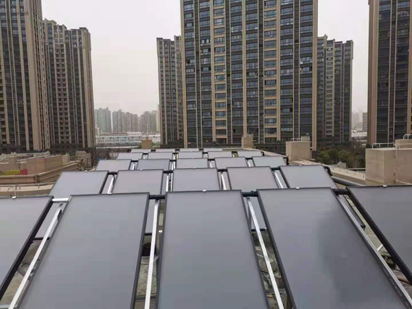 上海幼兒園平板太陽能加燃?xì)鉅t
