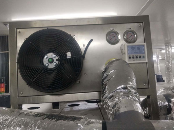 億家人直熱式空氣能熱泵給電子產(chǎn)品進(jìn)行高溫老化