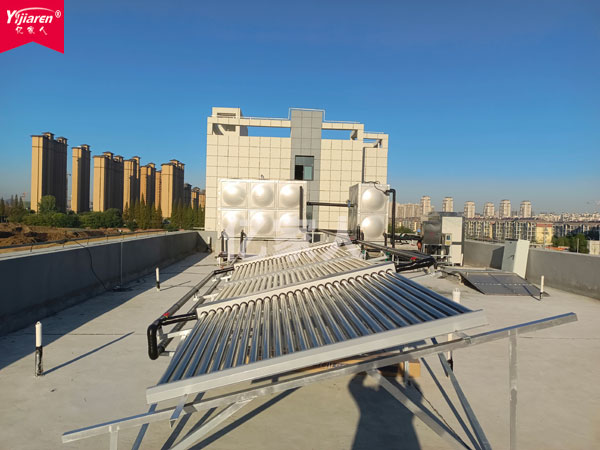 淮南某企業(yè)員工浴室太陽(yáng)能加空氣源熱泵熱水工程