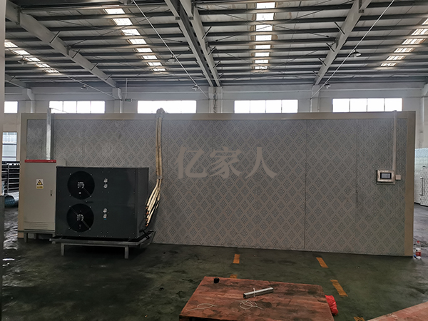 海綿空氣源烘干房是一種節(jié)能的低溫除濕干燥設(shè)備
