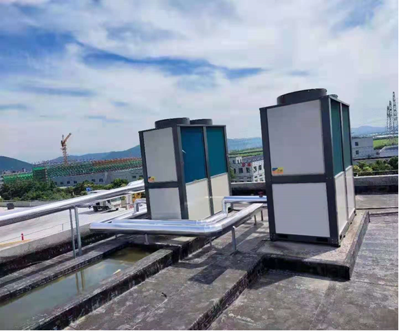 工廠車間恒溫用億家人冷暖空氣能熱泵優(yōu)勢(shì)在哪？