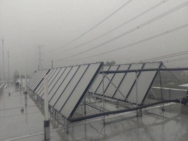 平板和真空管太陽能集熱器技術優(yōu)點解析