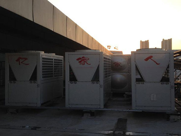 江蘇歐貝中標鎮(zhèn)江索普中學游泳館1200噸熱水工程