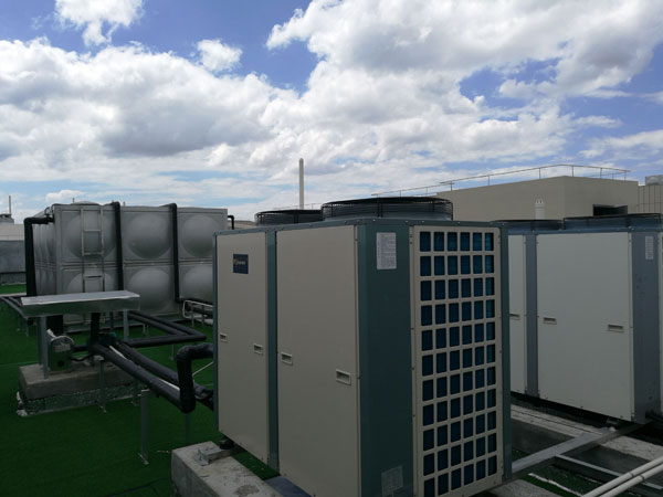 億家人空氣能熱泵機(jī)組，母嬰月子會所首選