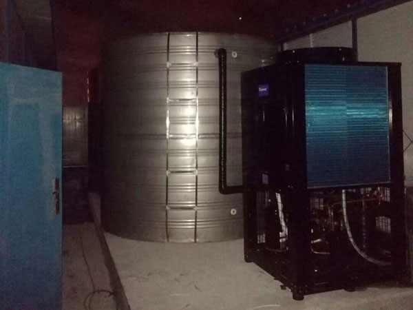 上海中建工地20噸空氣能熱水系統(tǒng)竣工