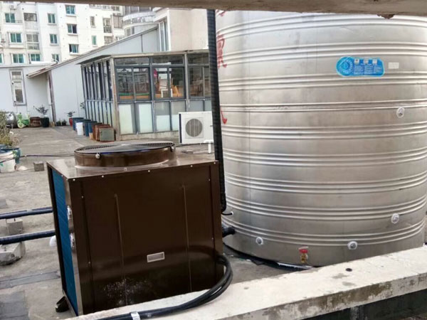 南通瑞卡賓館空氣源熱水設(shè)備安裝工程
